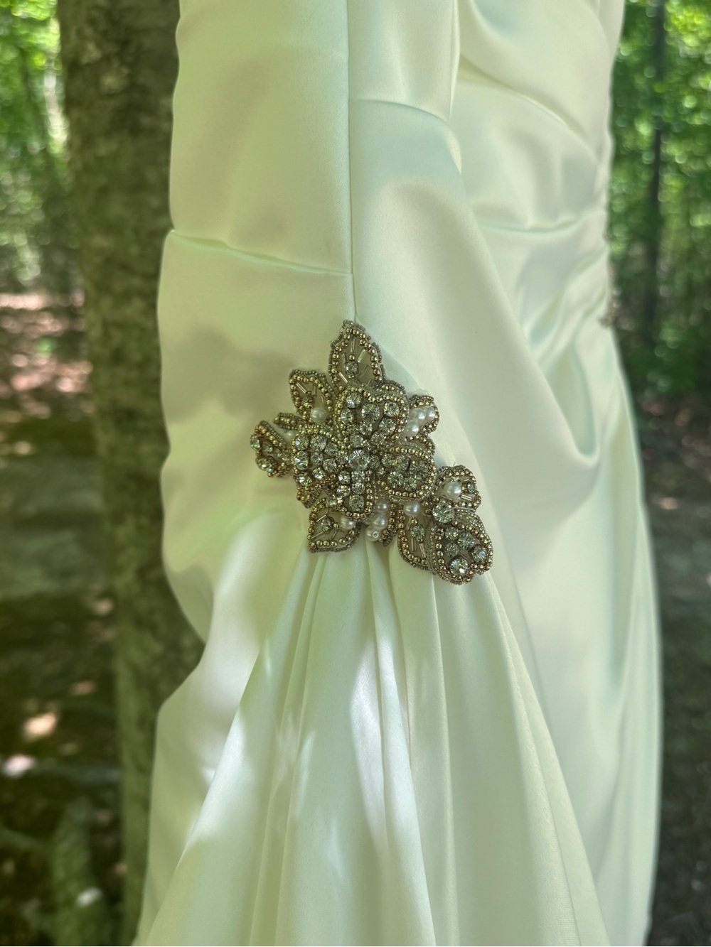 VTG 2006 Sottero and Midgley Embellished Ivory Ruched Wedding Gown - Picture 6 of 17